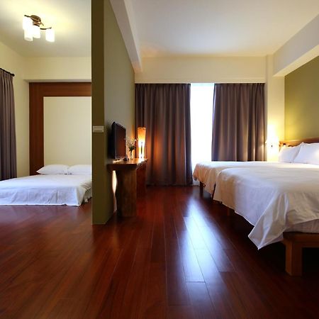Flowers Bed&Breakfast Ji'an Exterior foto